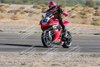 media/Oct-20-2024-CVMA (Sun) [[d4a3dff211]]/Race 16-Formula Middleweight/